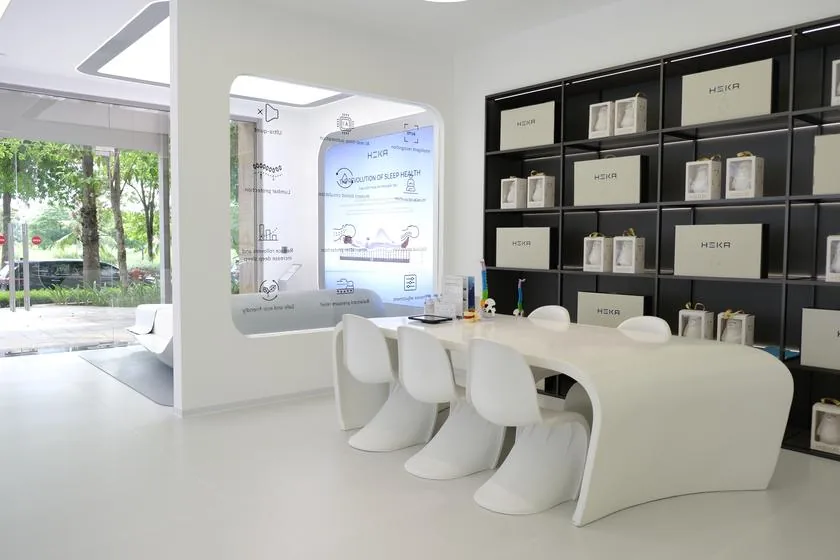The consultation area at the HEKA Experience Center Sala