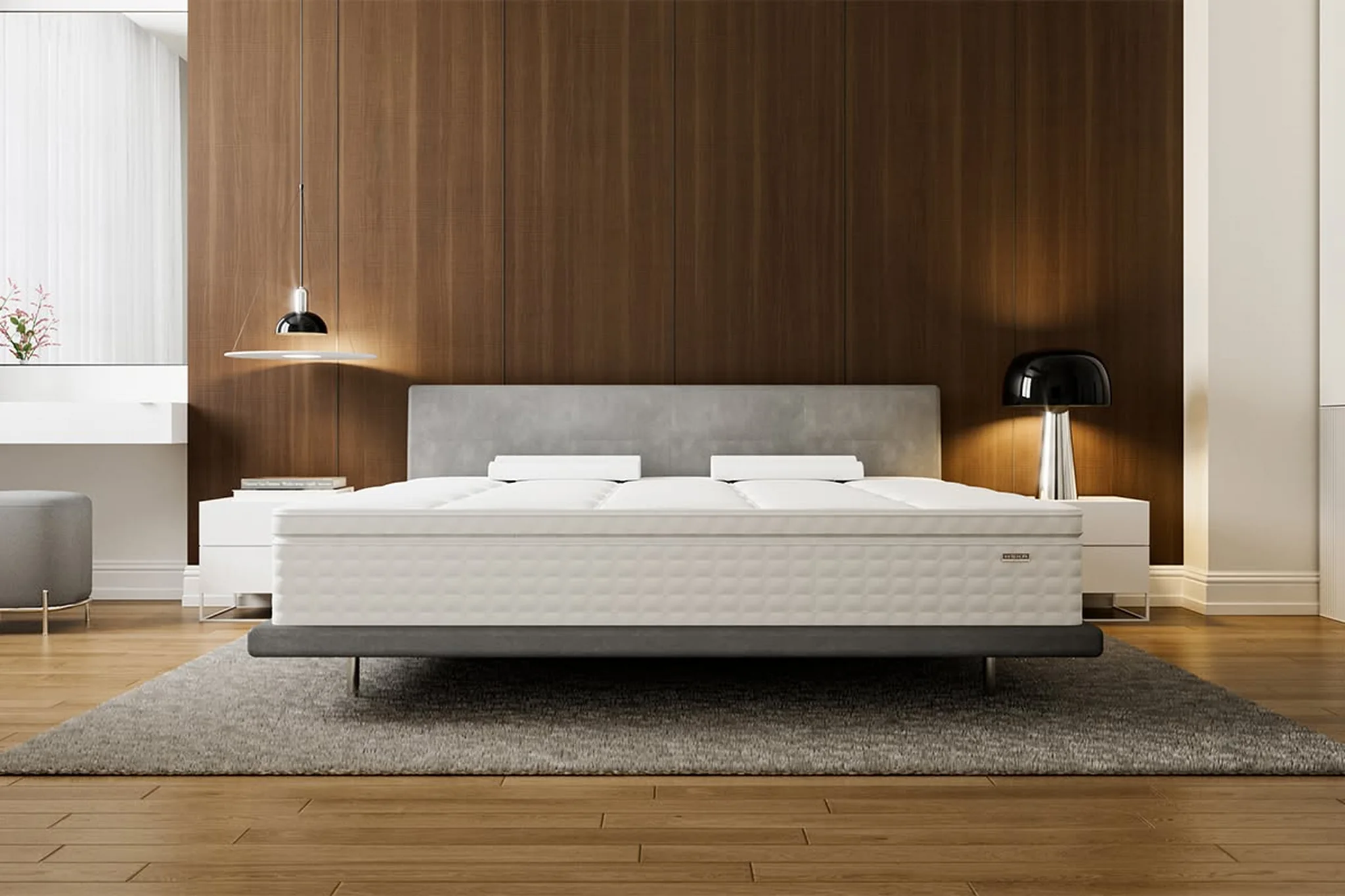 Nệm AI HEKA U Series trong phòng ngủ ốp gỗ, đầu giường bọc nỉ xám