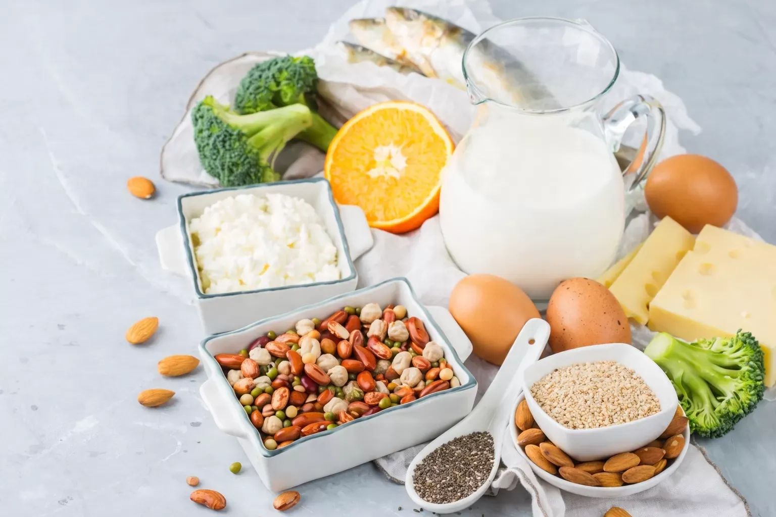 Cần chú ý bổ sung các thực phẩm giàu canxi và vitamin, hoặc sử dụng viên bổ sung theo hướng dẫn của