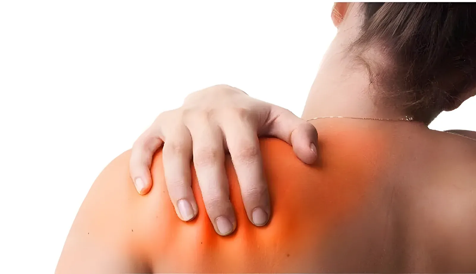 Người phụ nữ đặt tay lên vai trái đang đau nhức