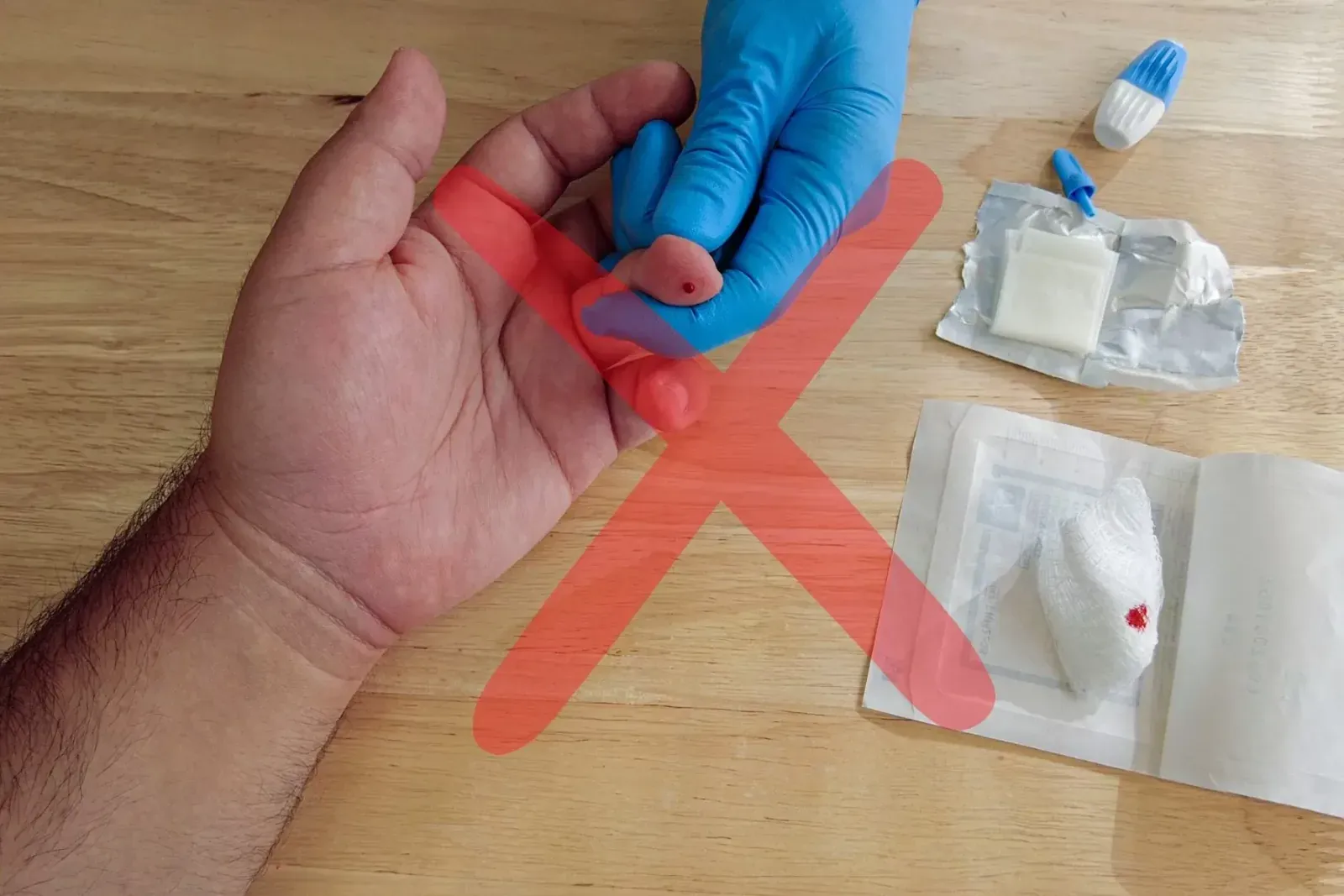 Không tự ý điều trị thuốc cho người bị đột quỵ tại nhà