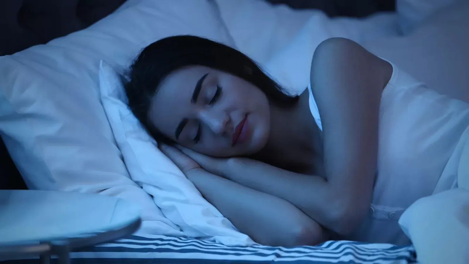 Ngủ sâu là giai đoạn nghỉ ngơi sóng chậm giúp cơ thể phục hồi hoàn toàn hệ thần kinh và tái tạo