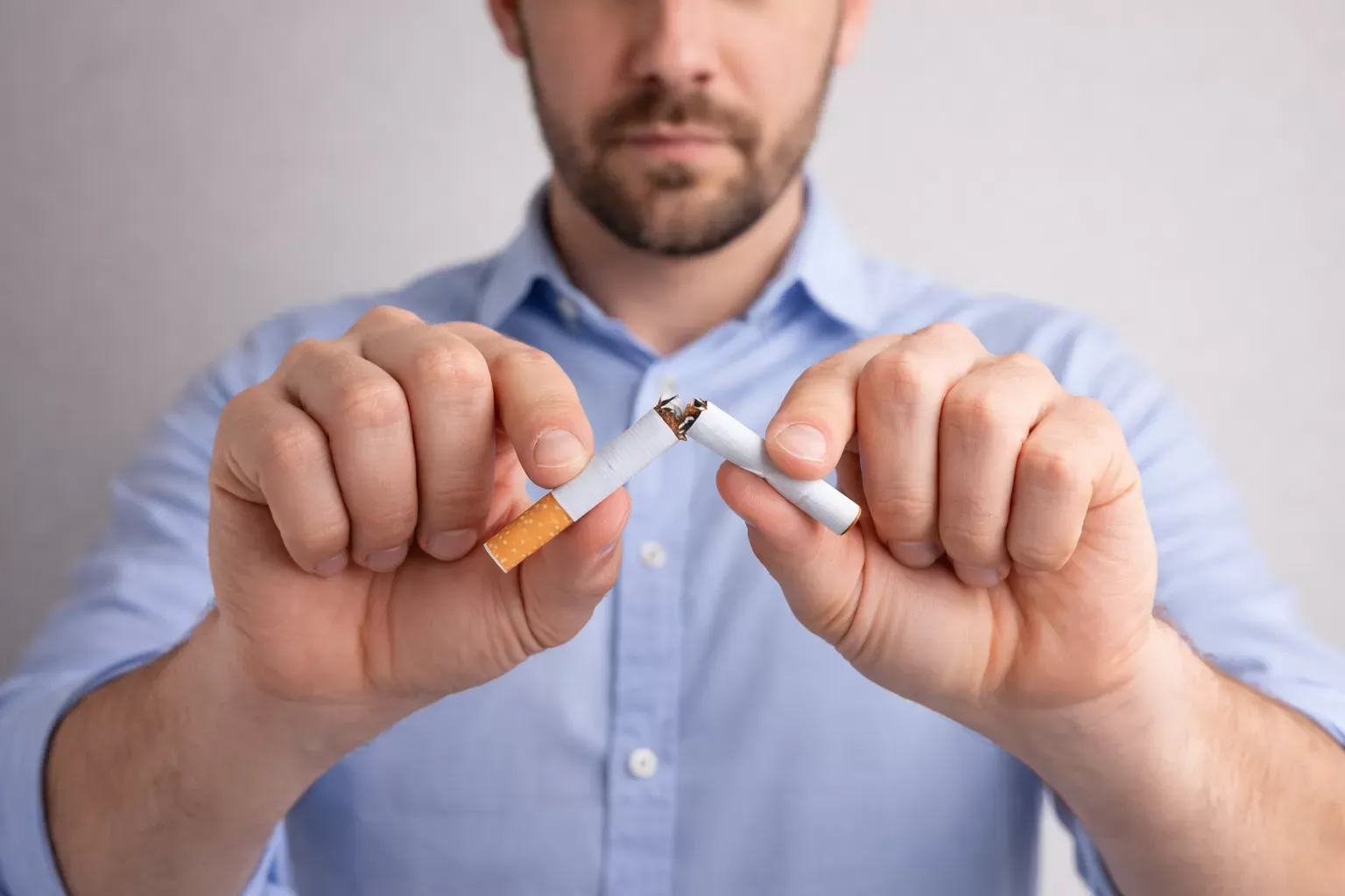 Người bệnh cần bỏ thuốc lá hoàn toàn để giảm nguy cơ nhồi máu cơ tim