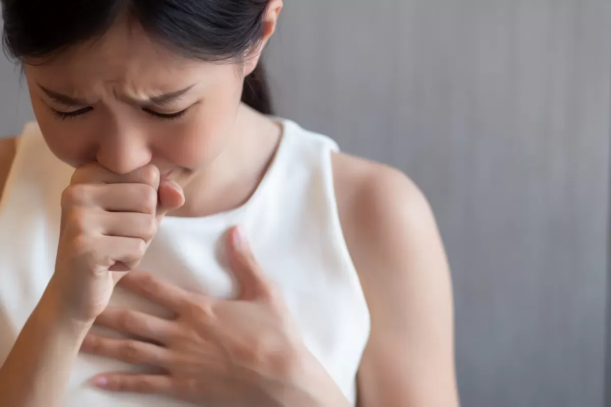 Các loại thuốc xịt mũi, kháng sinh hay thuốc huyết áp đôi khi vô tình gây ra các cơn nhịp nhanh