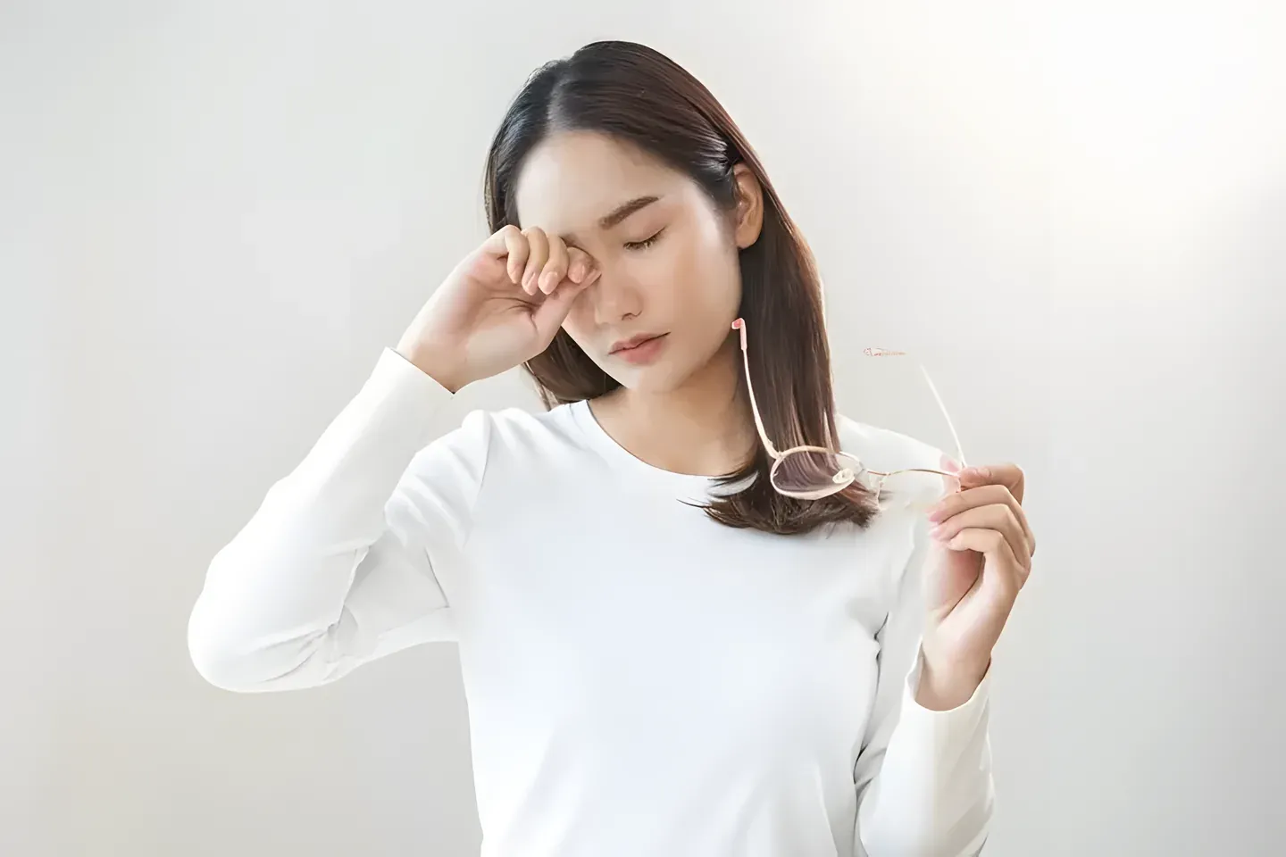 Một số loại thuốc có thể gây rung giật nhãn cầu